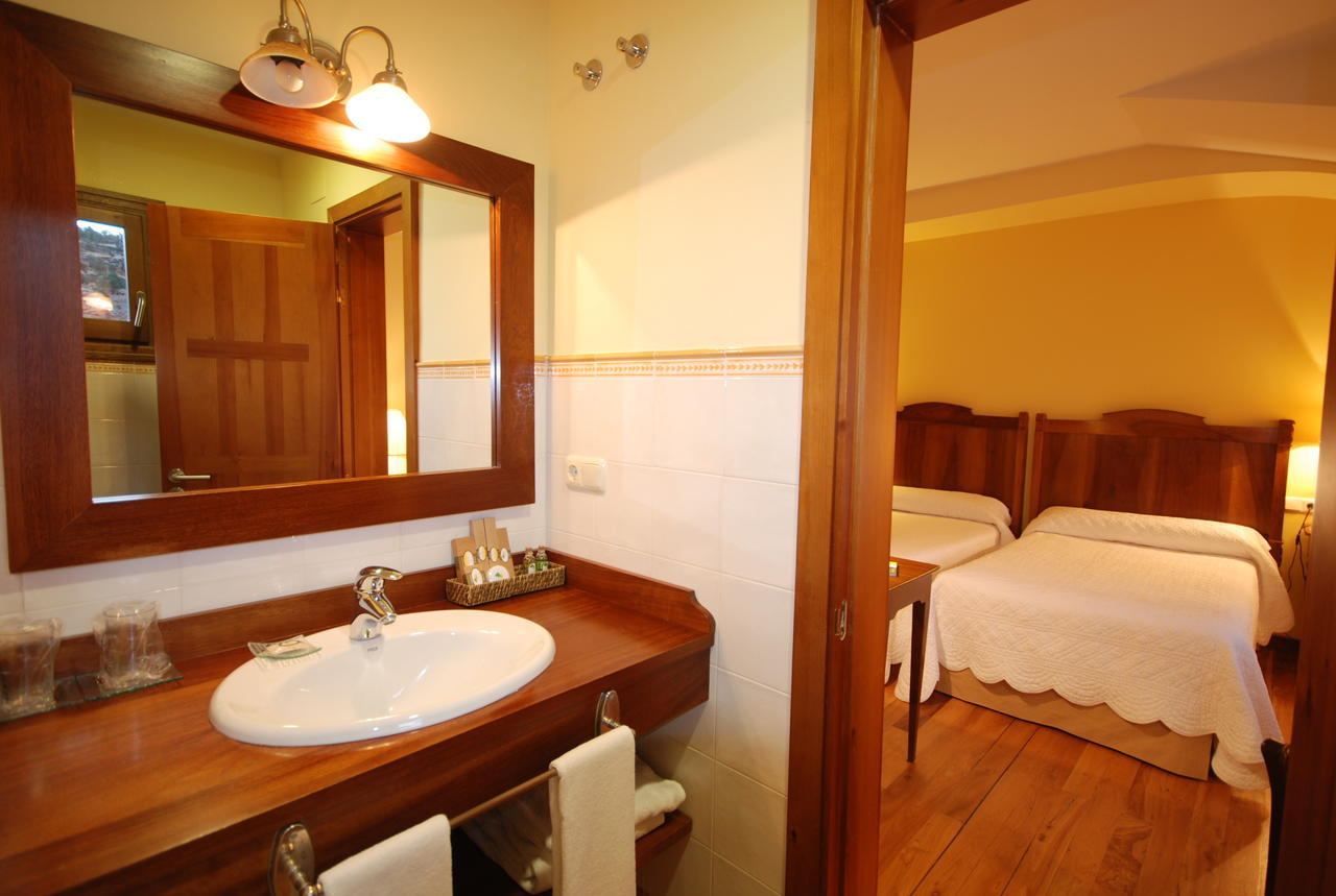 Hotel Del Verde Al Amarillo Penasrubias de Piron 객실 사진