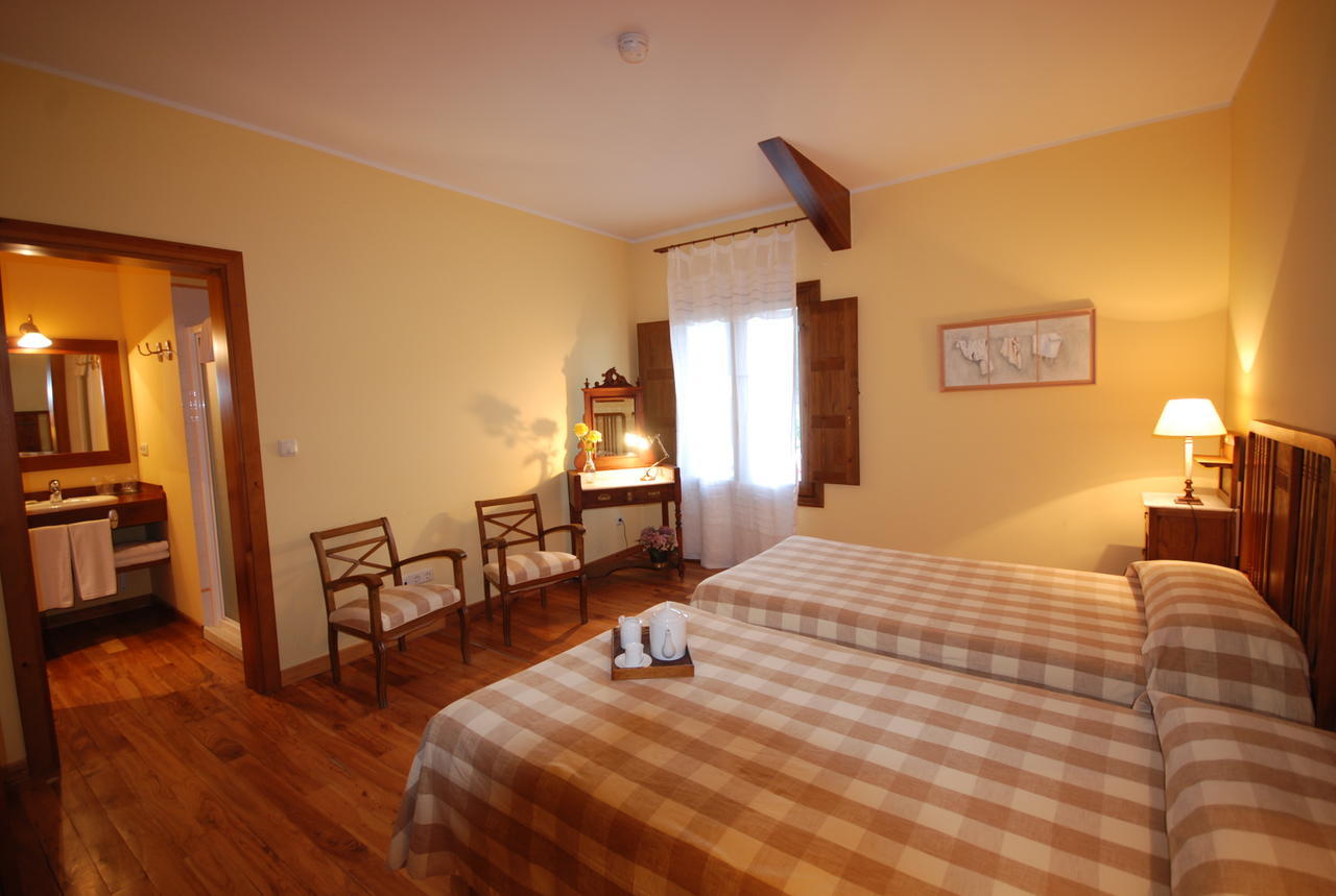 Hotel Del Verde Al Amarillo Penasrubias de Piron 객실 사진